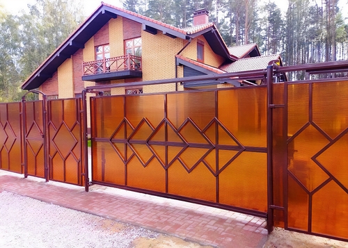 Ворота с поликарбонатом