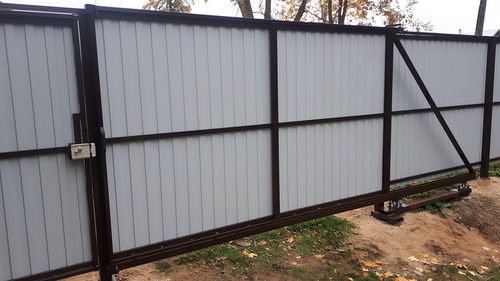 Ворота с полотном из профлиста